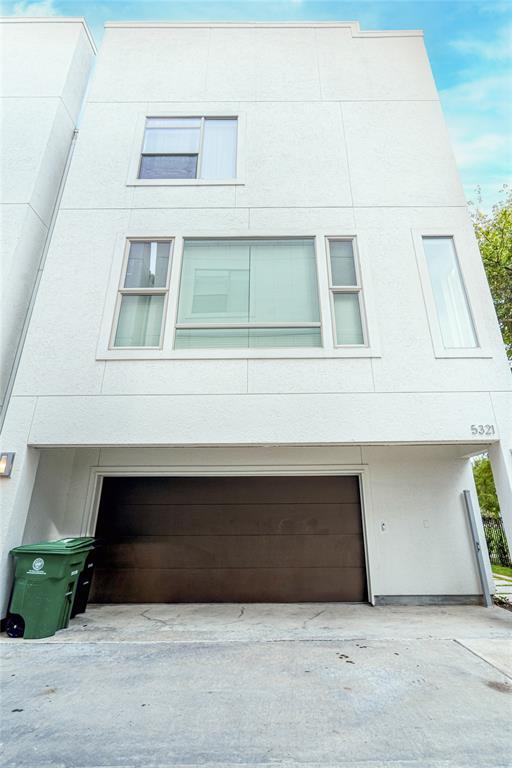 Foto del edificio - 5321 Lillian St