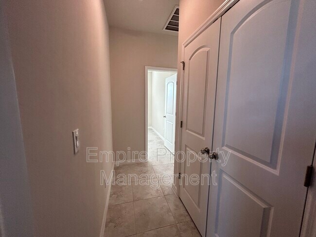 Foto del edificio - 4413 NE 15th Ave