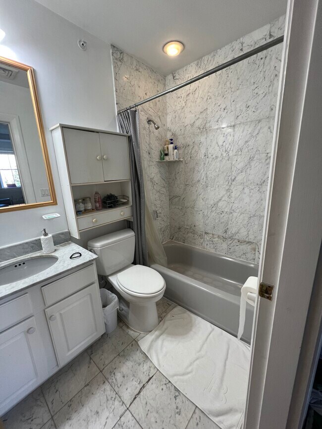 Foto del edificio - 476 Columbus Ave