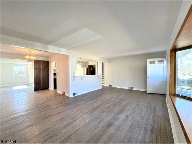 Foto del edificio - 59 W Cedar St