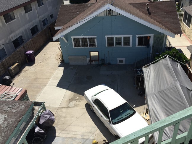 BACK OF HOUSE AND PARKING AREA - 1044 Cedar Ave