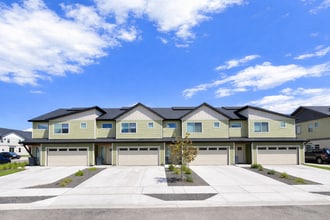 Building Photo - 1310 Westwood Cir