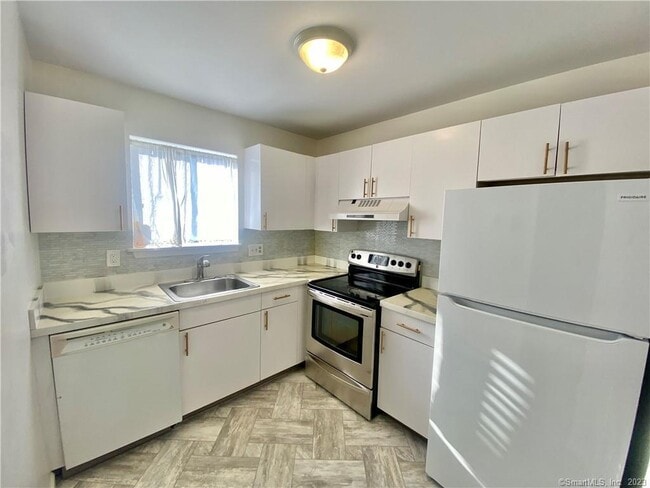 Building Photo - 128 Hamden Ave