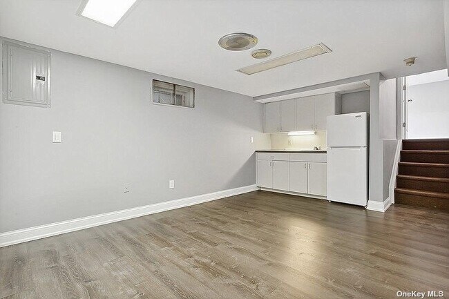 Foto del edificio - 68 Parkway Dr