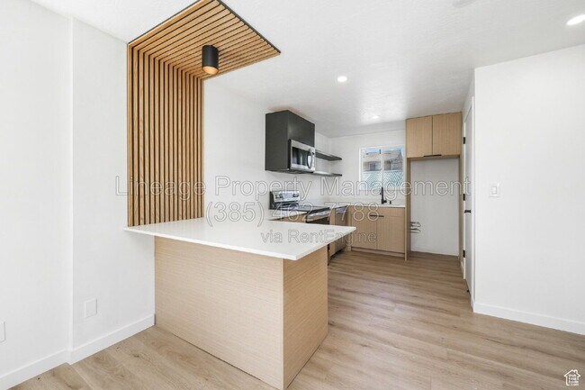 Foto del edificio - 288 Downington Ave S