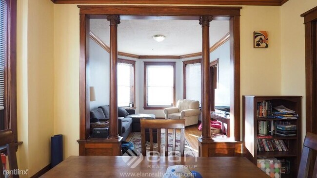 Foto del edificio - 2 br, 1 bath  - 3501 N Bell Apt 2 Unit 2
