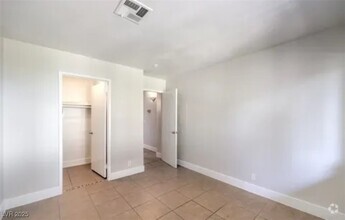 Building Photo - 3151 N Soaring Gulls Dr
