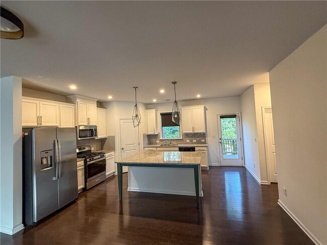 Building Photo - 2452 Coosa Vly