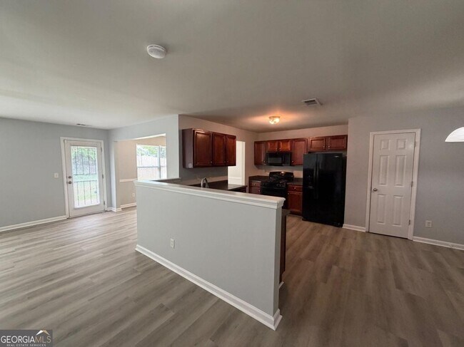 Foto del edificio - 7279 Laurel Creek Dr