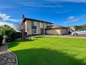 Building Photo - 6242 Lake Leven Dr