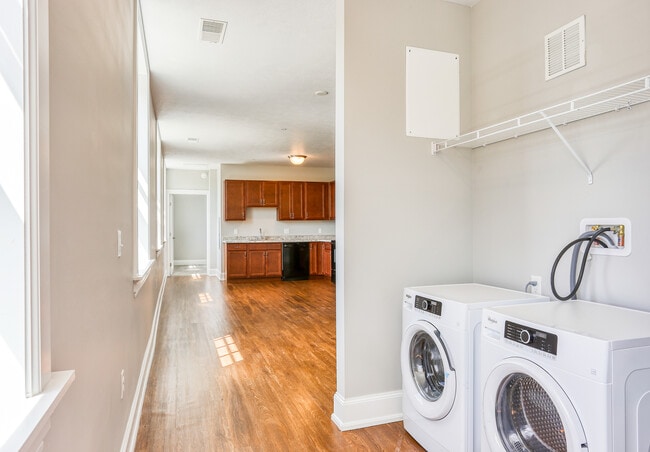 Building Photo - Abigail Senior