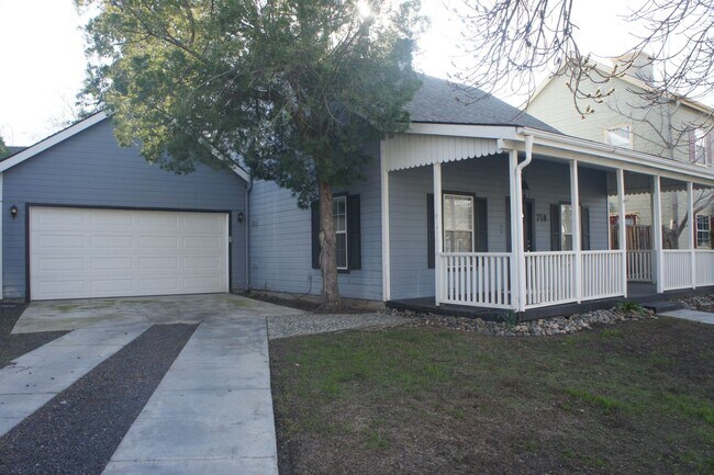 Foto del edificio - Lots of room