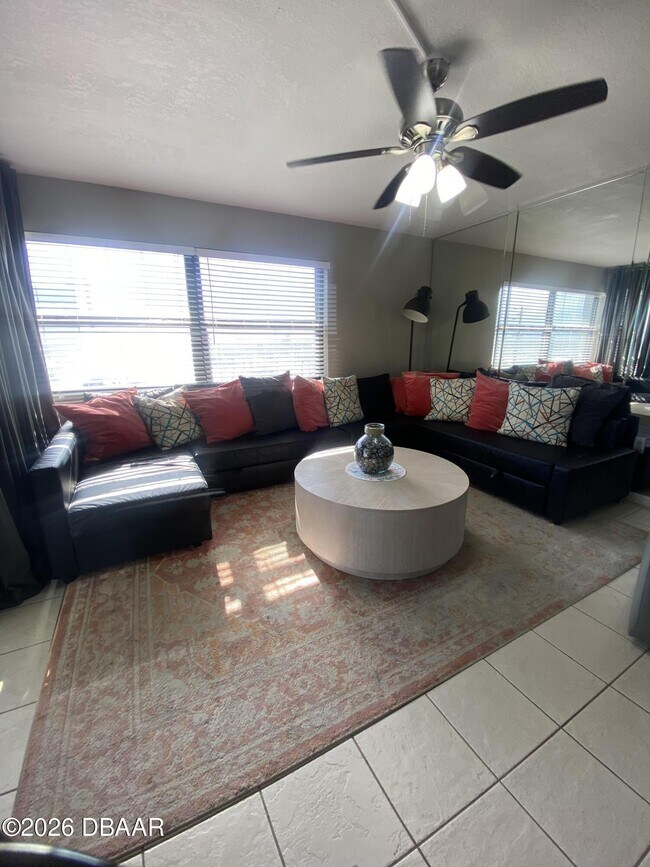 Building Photo - 1571 S Atlantic Ave