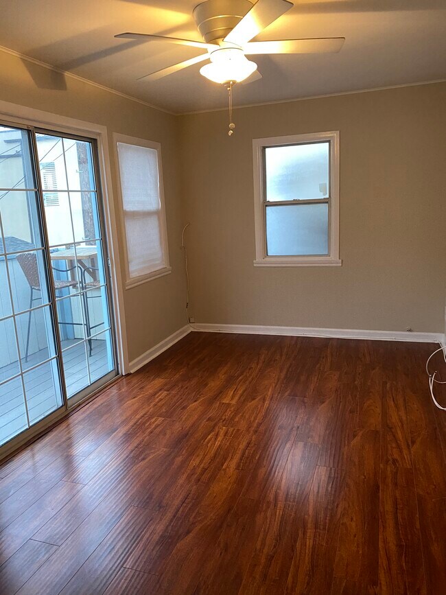 Main room /slider to deck - 225 30th Plz
