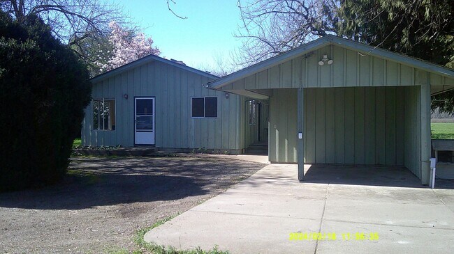 Building Photo - 28807 Hurlburt Rd