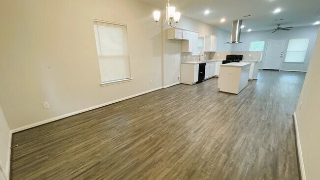 Foto del edificio - 4209 Mallow St