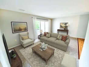 Building Photo - 138 Silver Spur Dr