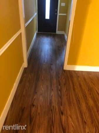 Primary Photo - 4 br, 1 bath House - 3210 Olinville Ave
