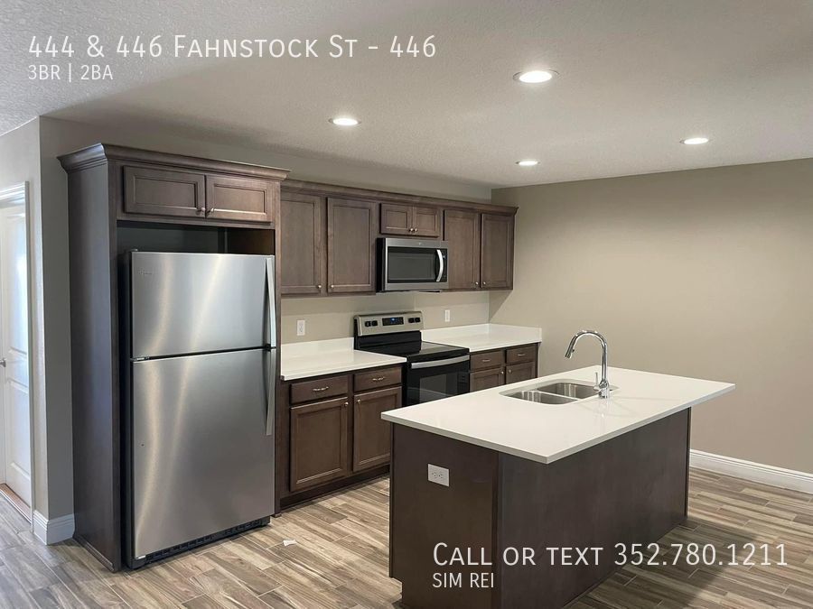 Primary Photo - Eustis 3 Bed, 2 Bath Duplex