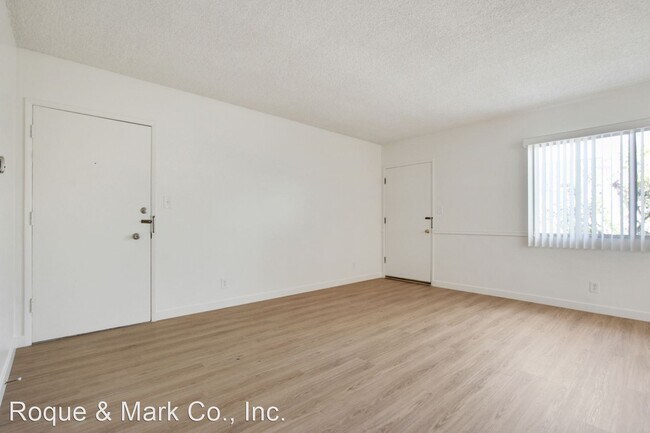 Building Photo - 2 br, 1 bath Apartment - 420 Hill Street 4...