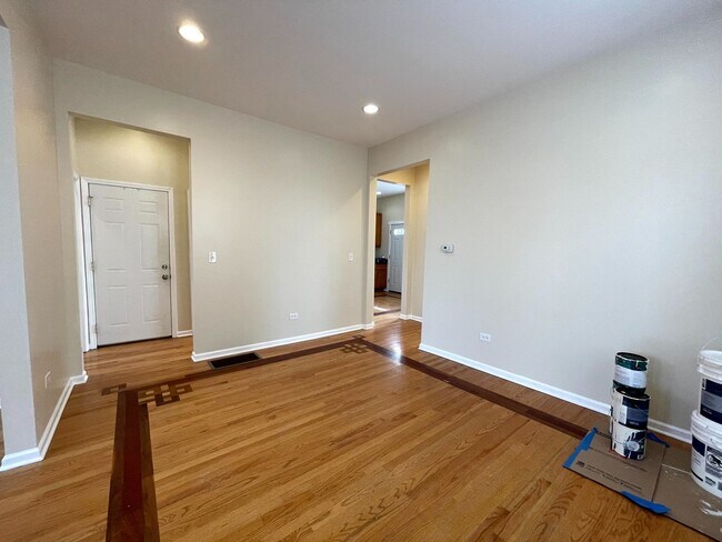 Foto del edificio - 2809 W Wabansia Ave