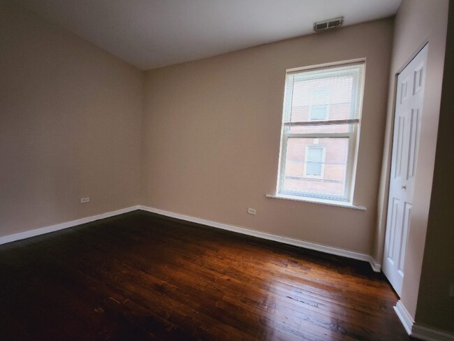 Building Photo - 7018 S Sangamon St