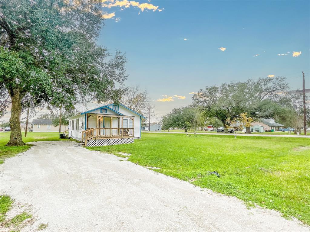 Primary Photo - 1718 Avenue H