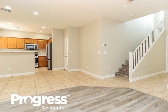 Building Photo - 1152 Shades End Ave