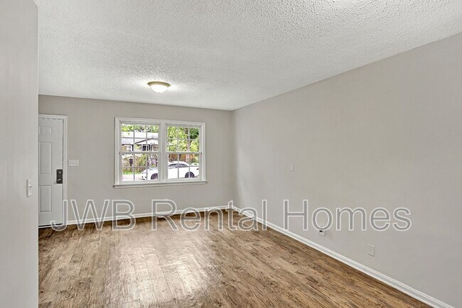 Foto del edificio - 3504 Hyacinth St