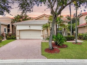 Building Photo - 5824 NW 120th Ave