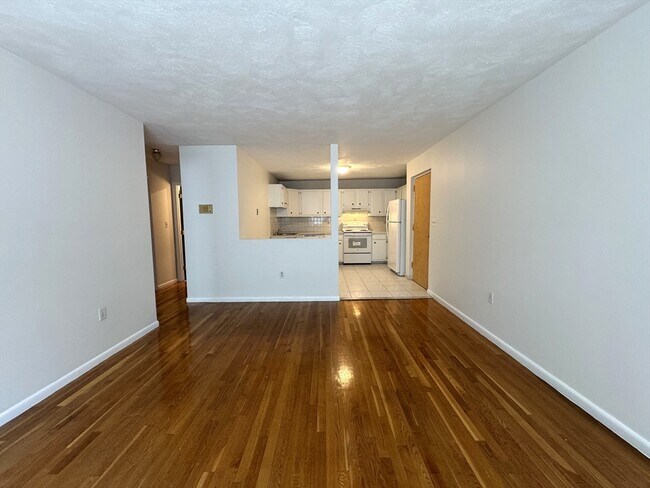 Foto del edificio - 6 Mclean Pl