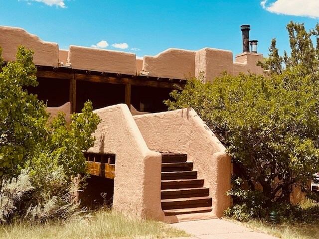 Primary Photo - 2600 W Zia Rd