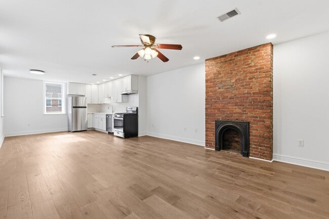 Foto del edificio - 2306 E Carson St