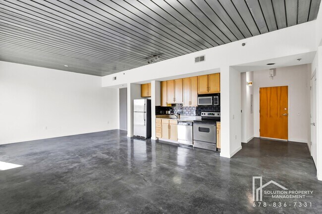 Foto del edificio - 620 Glen Iris Dr NE