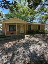 Building Photo - 544 N Donahue Dr