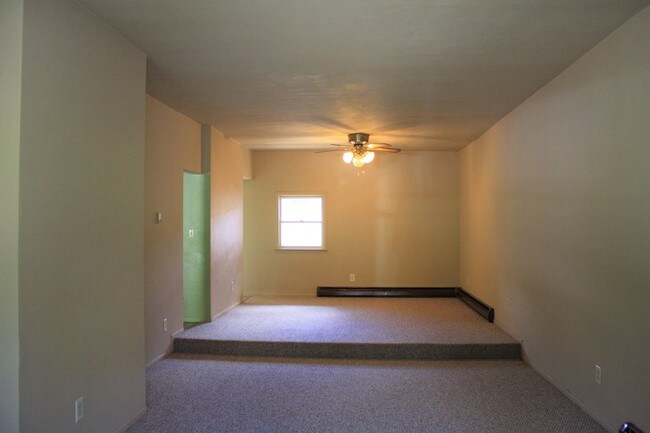 Building Photo - 312 Harrison Ave