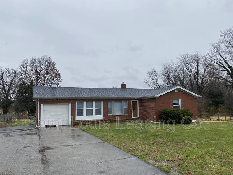 1755 Parker Rd, Spanish Lake, MO 63138 House for Rent in Spanish Lake