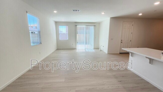 Building Photo - 593 Spalding Wy