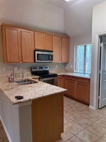 Building Photo - 2217 Kingsdale Ct