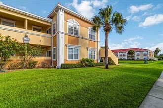 Building Photo - 1025 Villagio Cir