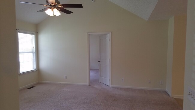Building Photo - Charming Home with Covered Back Deck and Fenced in Yard...