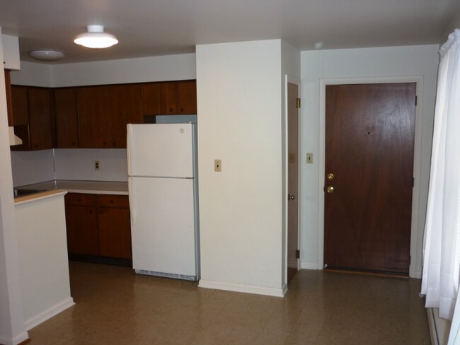 Building Photo - 4930 Graceton Rd