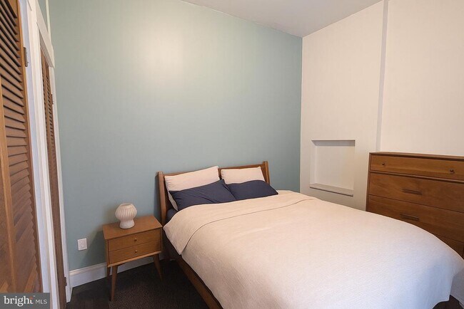 Foto del edificio - 826 N Woodstock St