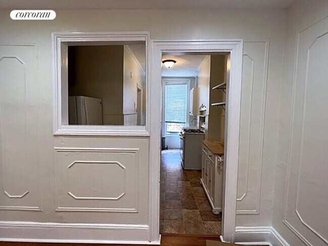 Building Photo - 478 7th Ave