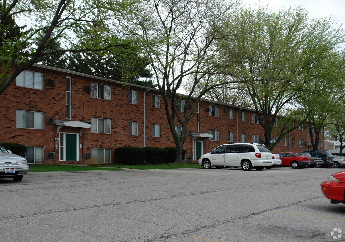Foto del edificio - 4040-4080 Royer Rd