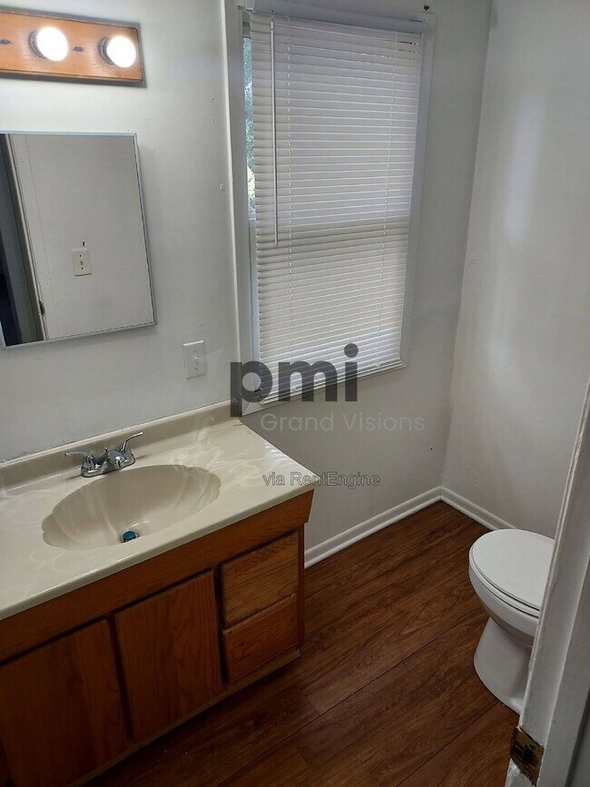Foto del edificio - 419 E Peoria Ave