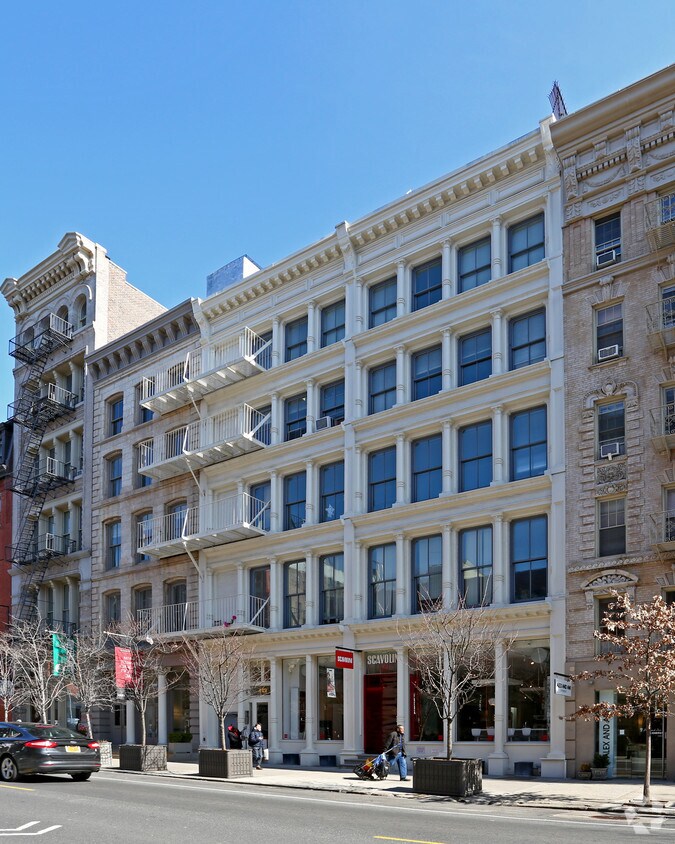 Primary Photo - 431 W Broadway
