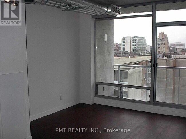 Building Photo - 169-169 John St