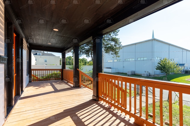 Building Photo - 3123 Woodland Ave