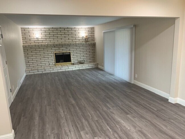 Foto del edificio - 3 Bedroom 2 Bath Home